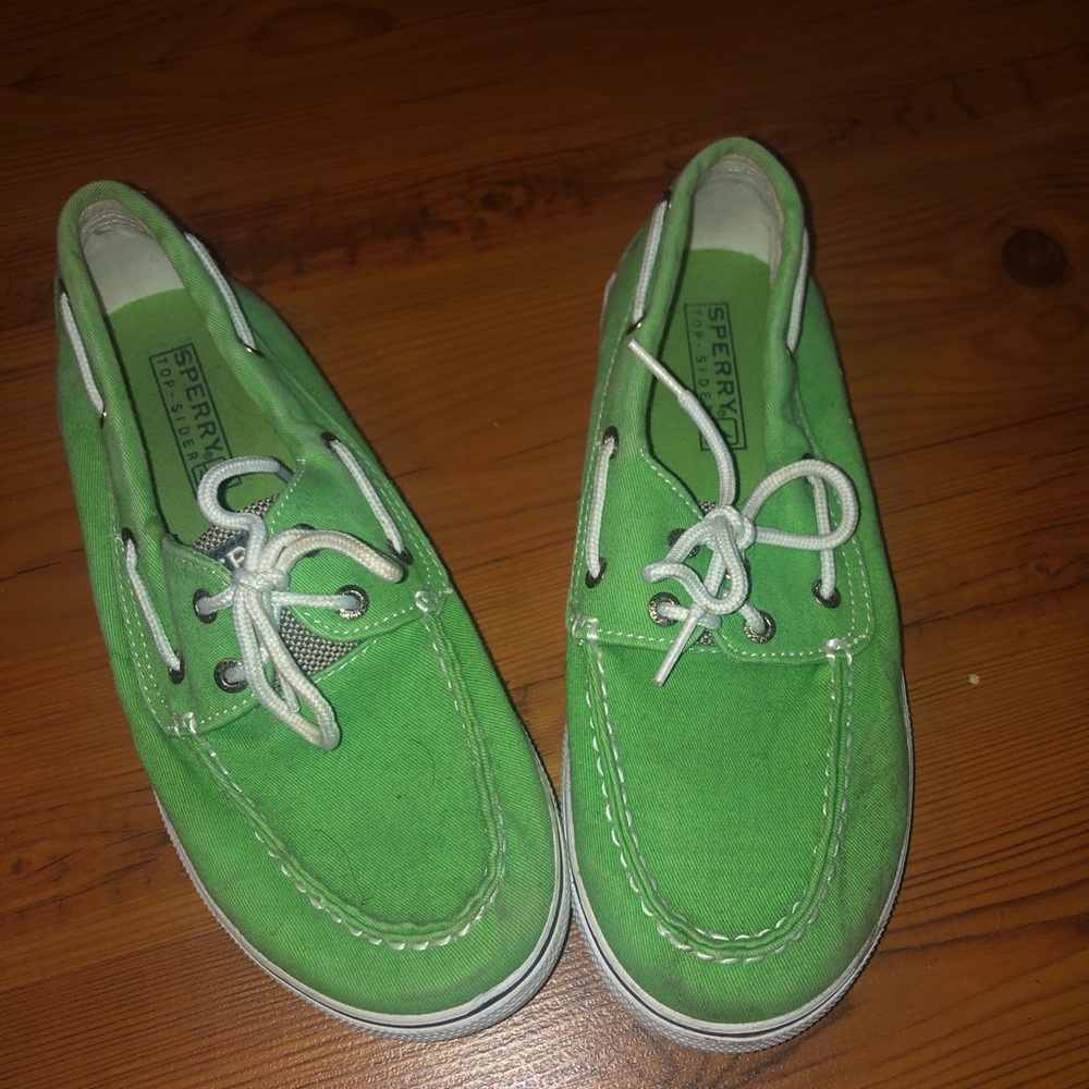 Green Sperry